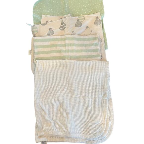 Bundle of Four Small Swaddle Blankets - Picture 1 of 10